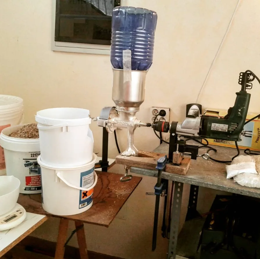 Primers experiments casolans WHYM 2011